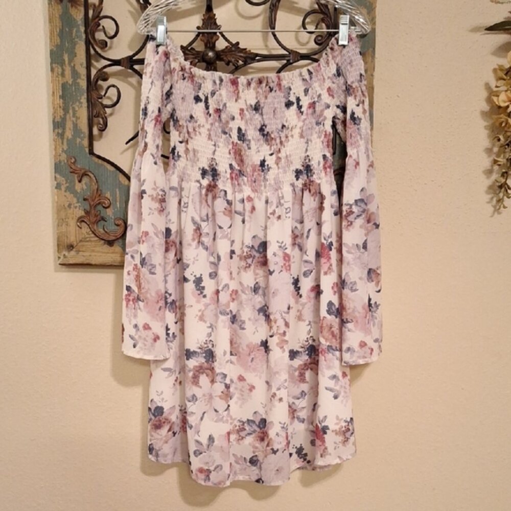 Pink Off-Shoulder Long Sleeve Sundress. Size Medium